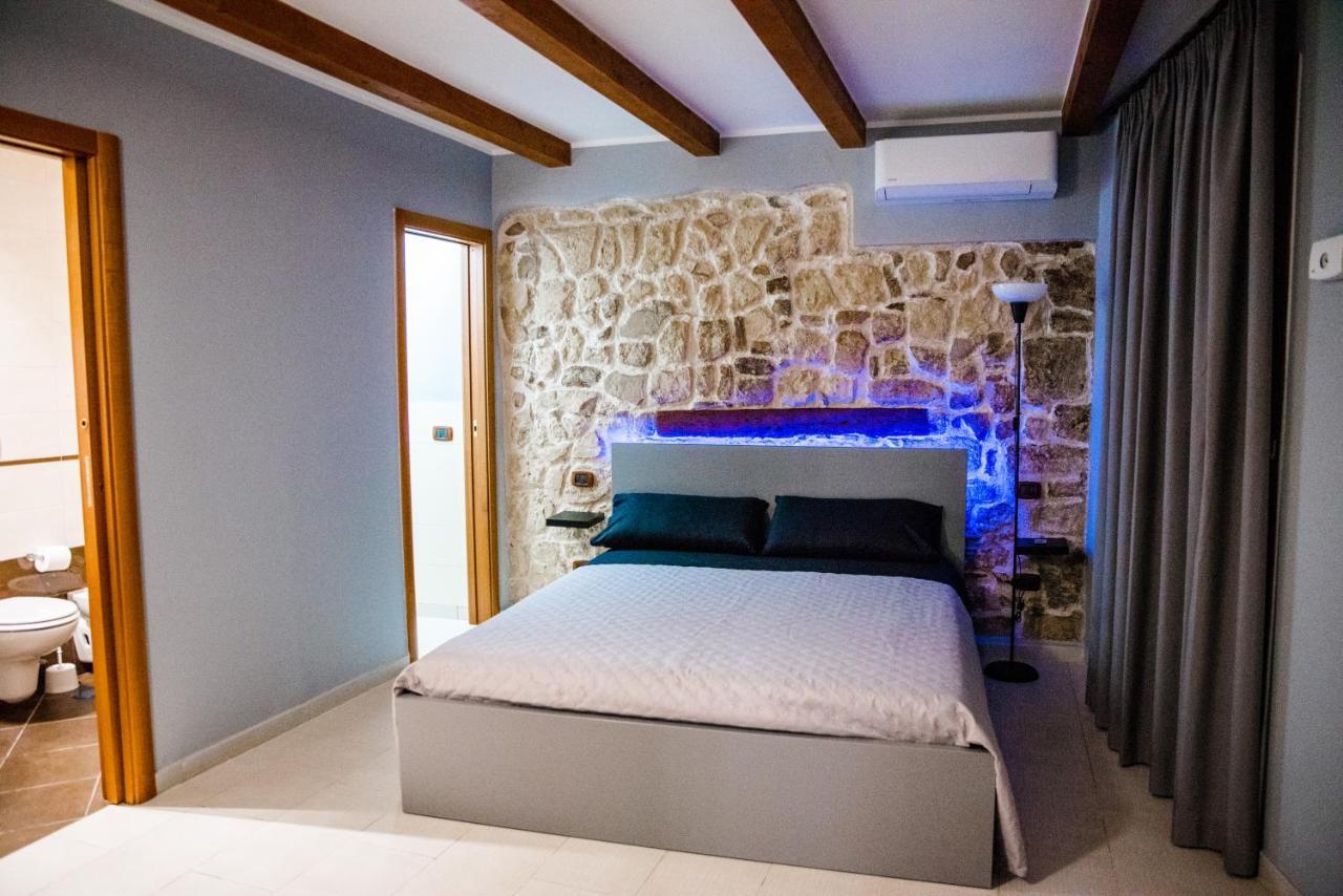 Dimora L'Etual Bed and Breakfast Bari Buitenkant foto
