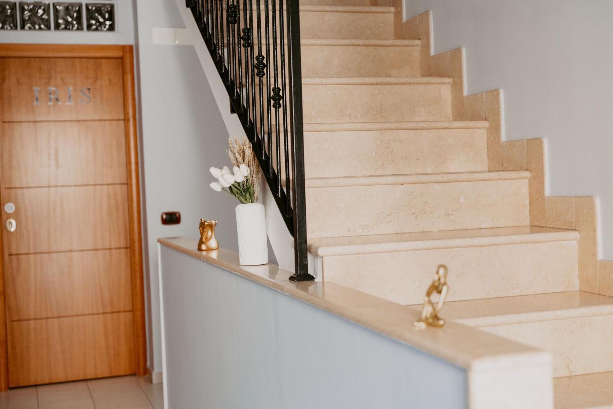 Dimora L'Etual Bed and Breakfast Bari Buitenkant foto