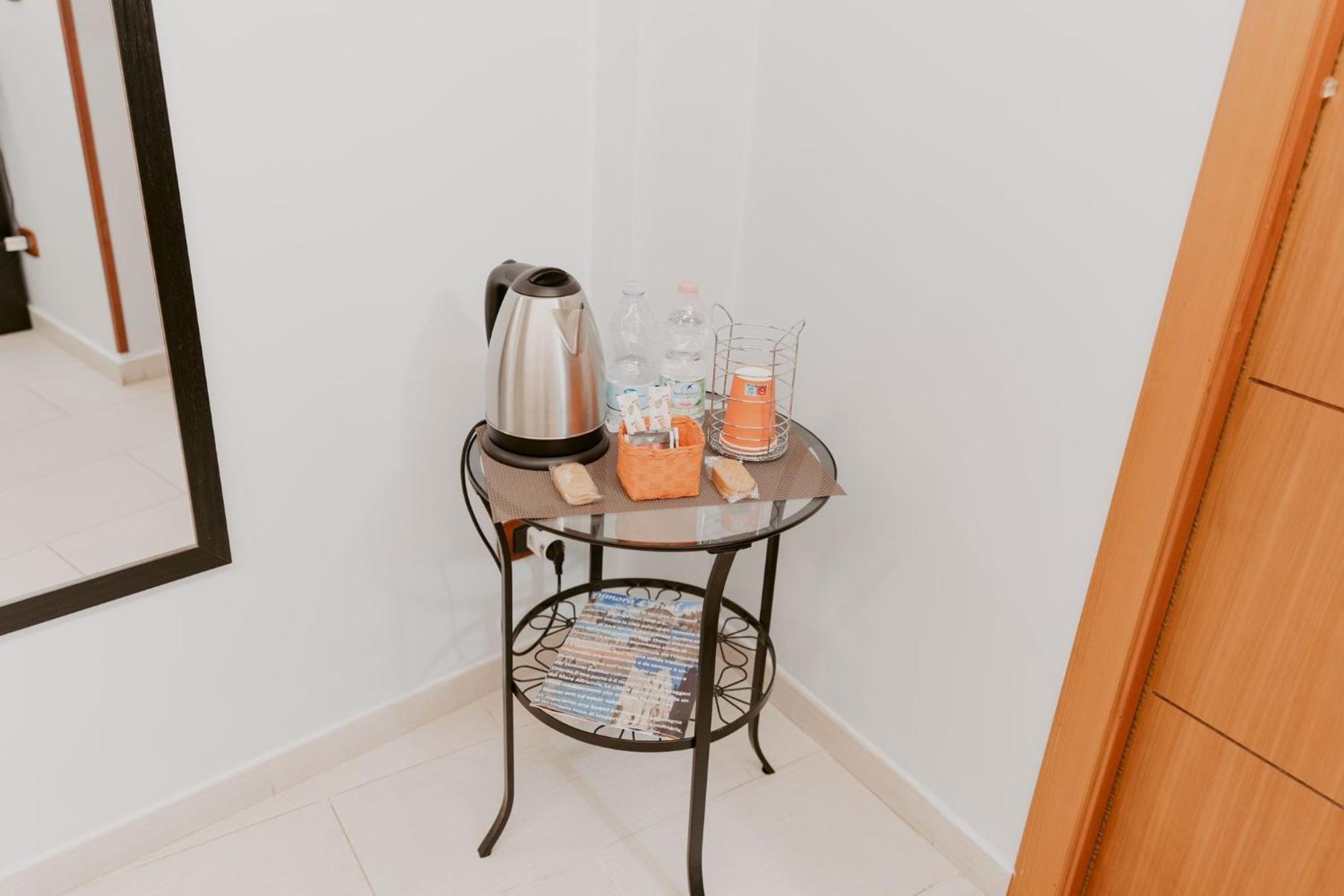 Dimora L'Etual Bed and Breakfast Bari Buitenkant foto