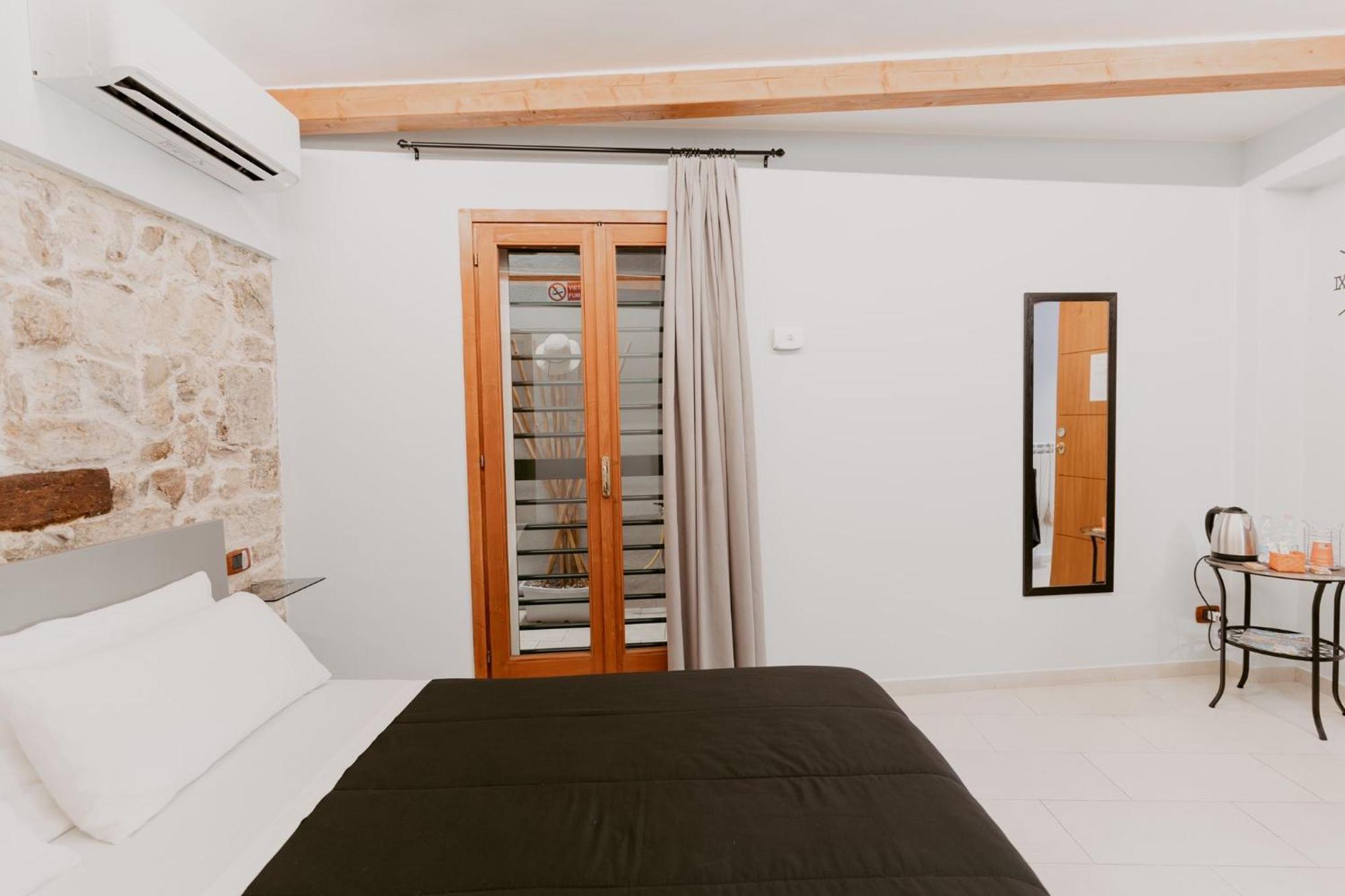 Dimora L'Etual Bed and Breakfast Bari Buitenkant foto