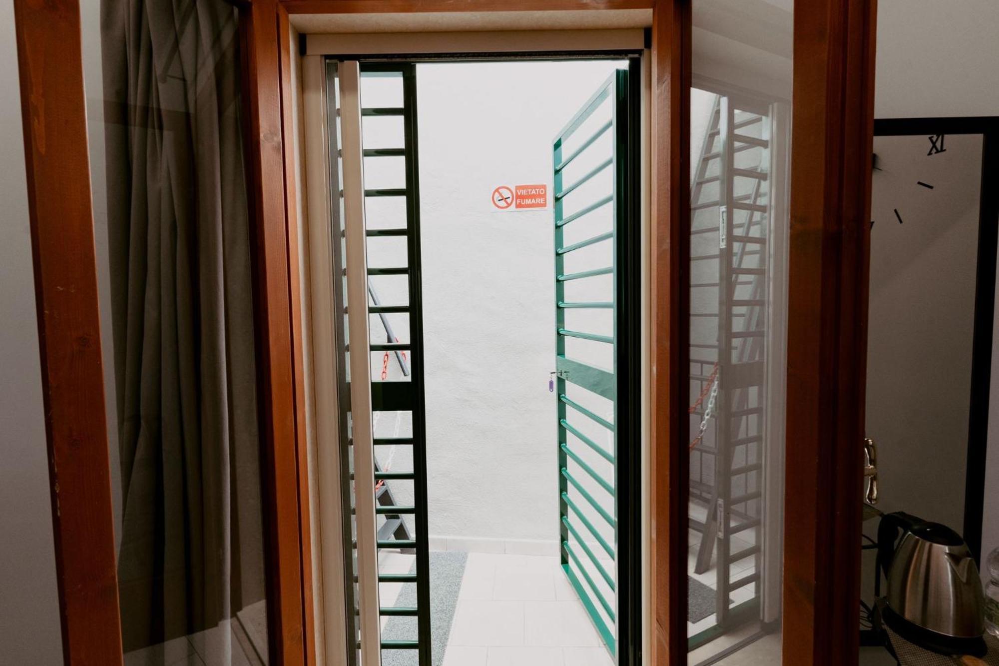 Dimora L'Etual Bed and Breakfast Bari Buitenkant foto