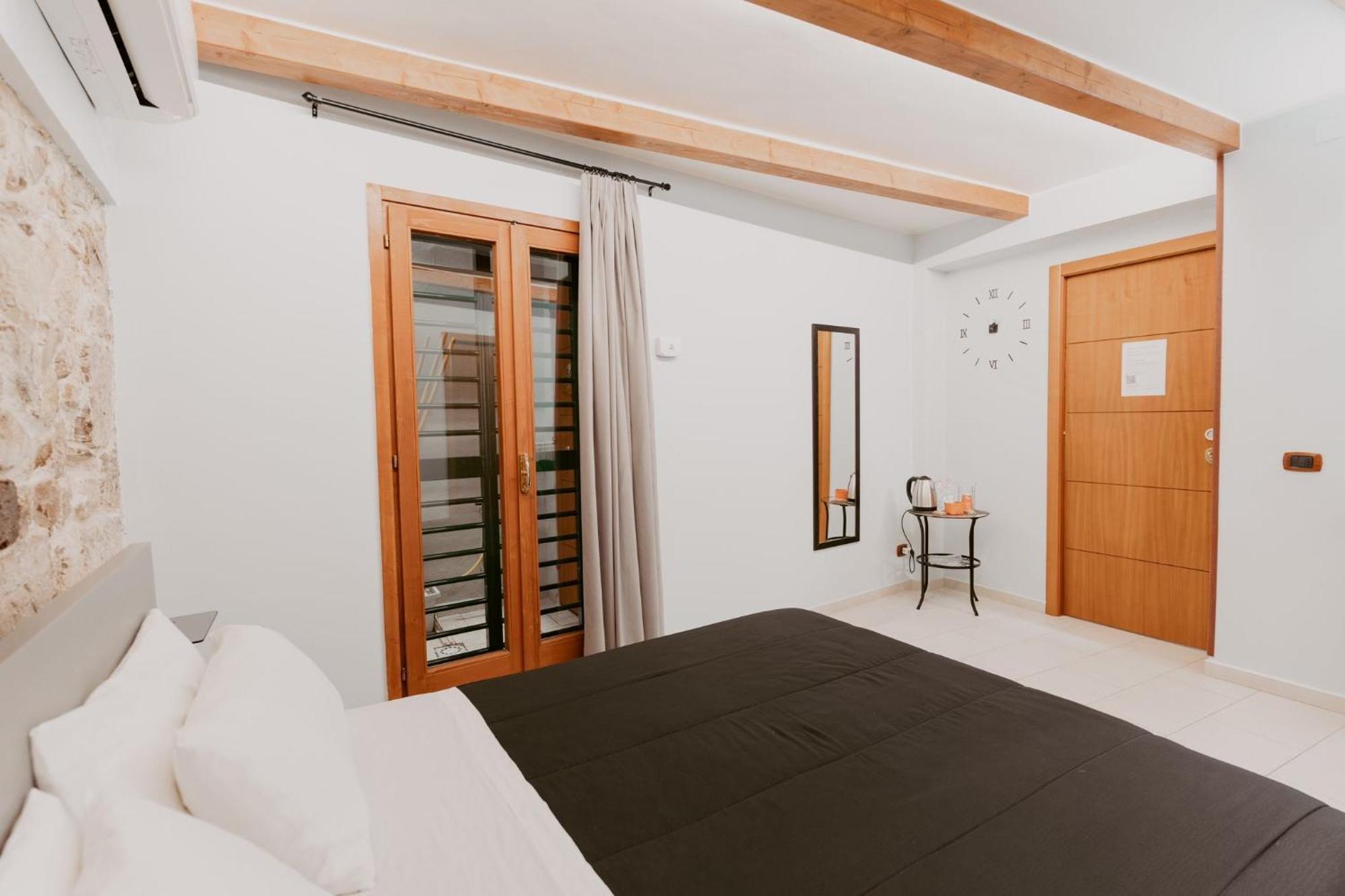 Dimora L'Etual Bed and Breakfast Bari Buitenkant foto