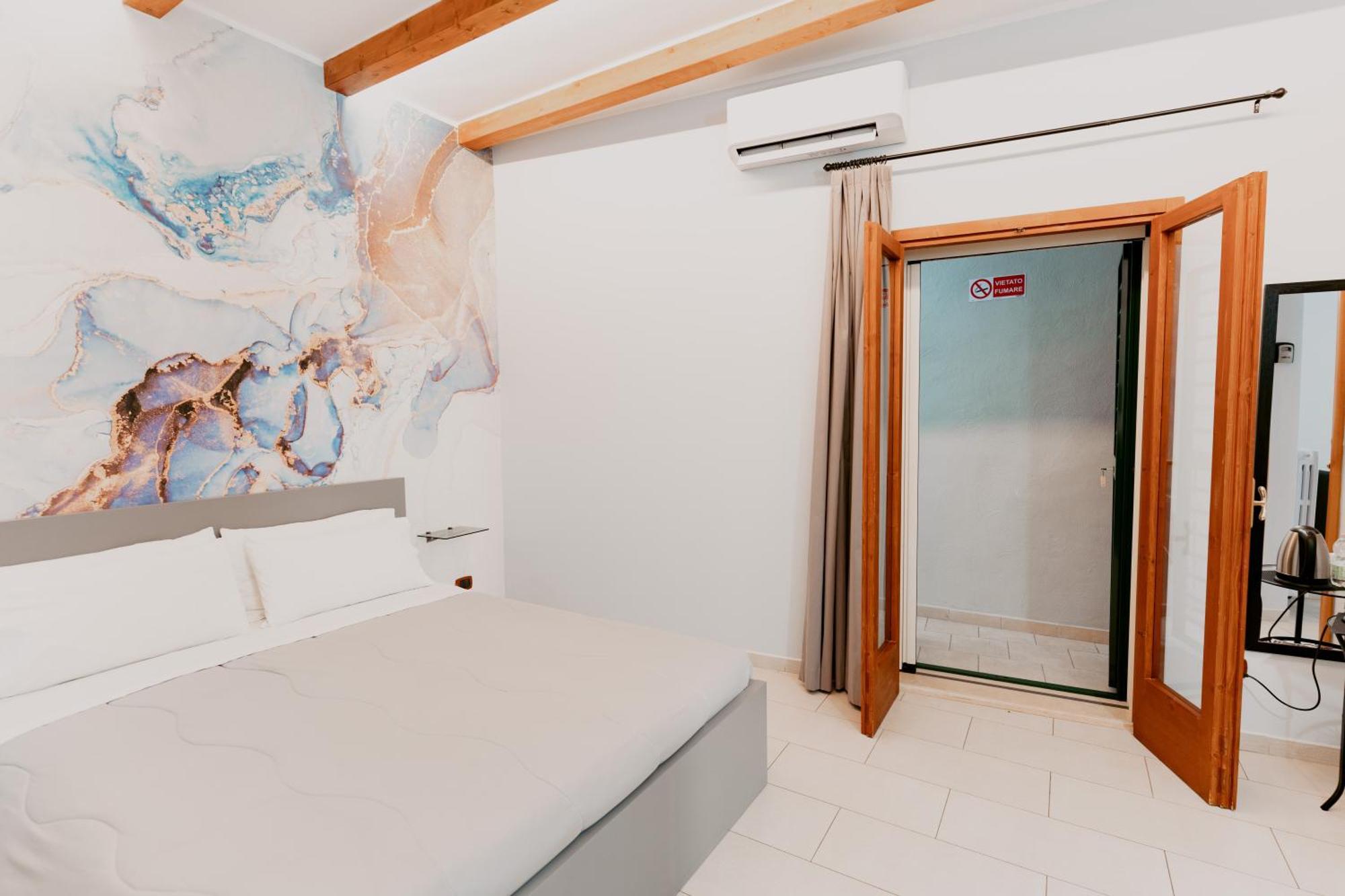 Dimora L'Etual Bed and Breakfast Bari Buitenkant foto